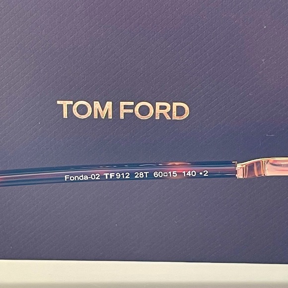 NWT TOM FORD Geometric Sunglasses - Picture 8 of 16